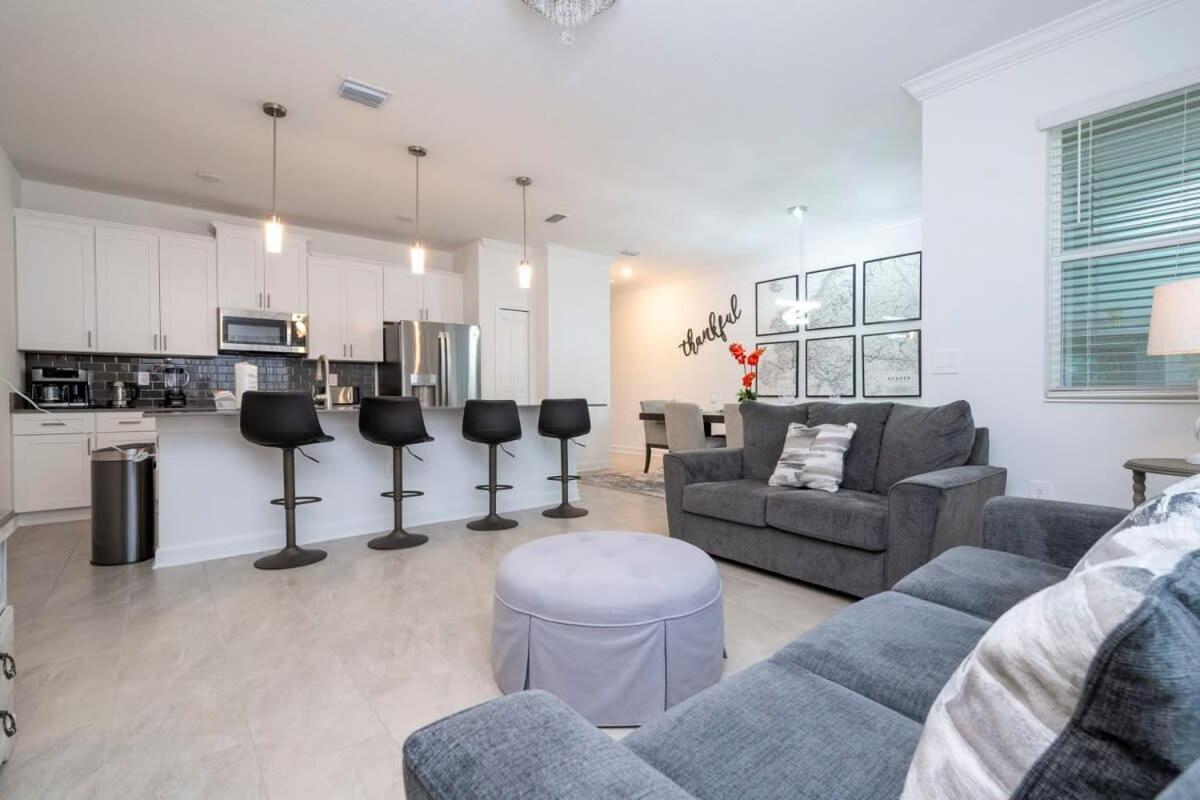 Gorgeous 4Bd With Pool At Storey Lake Resort 4475 Kissimmee Eksteriør bilde