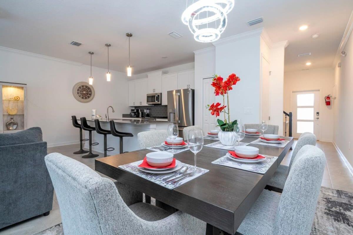 Gorgeous 4Bd With Pool At Storey Lake Resort 4475 Kissimmee Eksteriør bilde